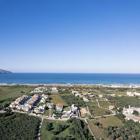 Black Caviar Villa