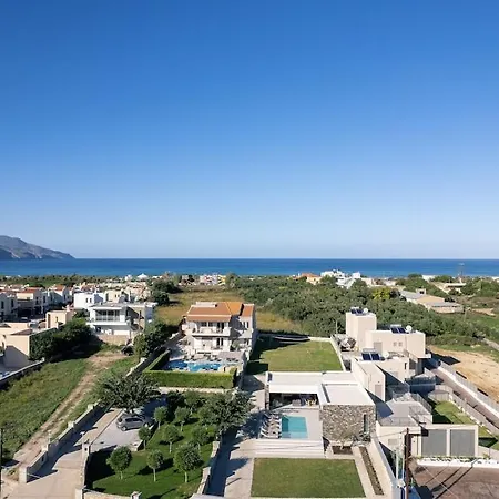 Black Caviar Villa