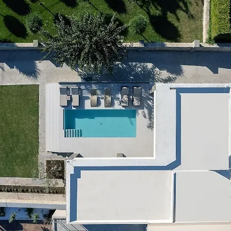 Black Caviar Villa Asproulianoi